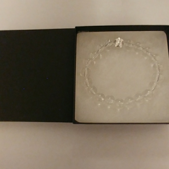 Shine Crystal Clear Bracelet - Picture 7 of 8